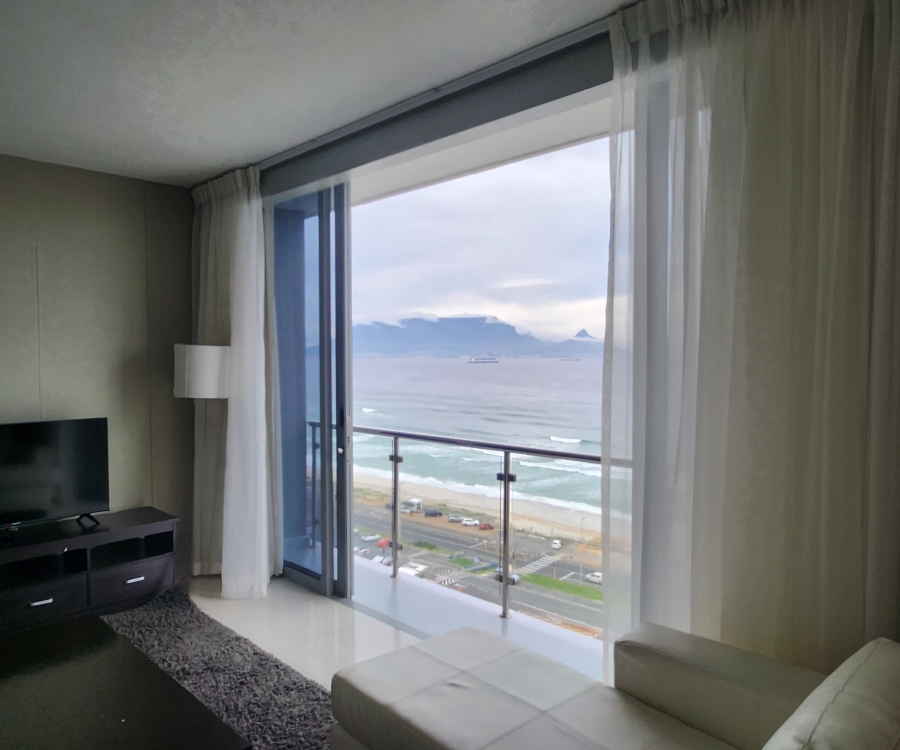 1 Bedroom Property for Sale in Bloubergstrand Western Cape
